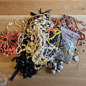 Craft Jewelry 4 Pounds Broken Necklaces Lot Crafting Only Repurposing Upcycling